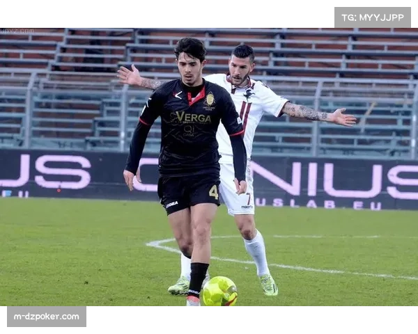 维罗纳主帅赛前发布会称,已针对对手定位球强点进行专项部署